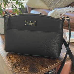 Never been used black crossbody Kate spade purse!
